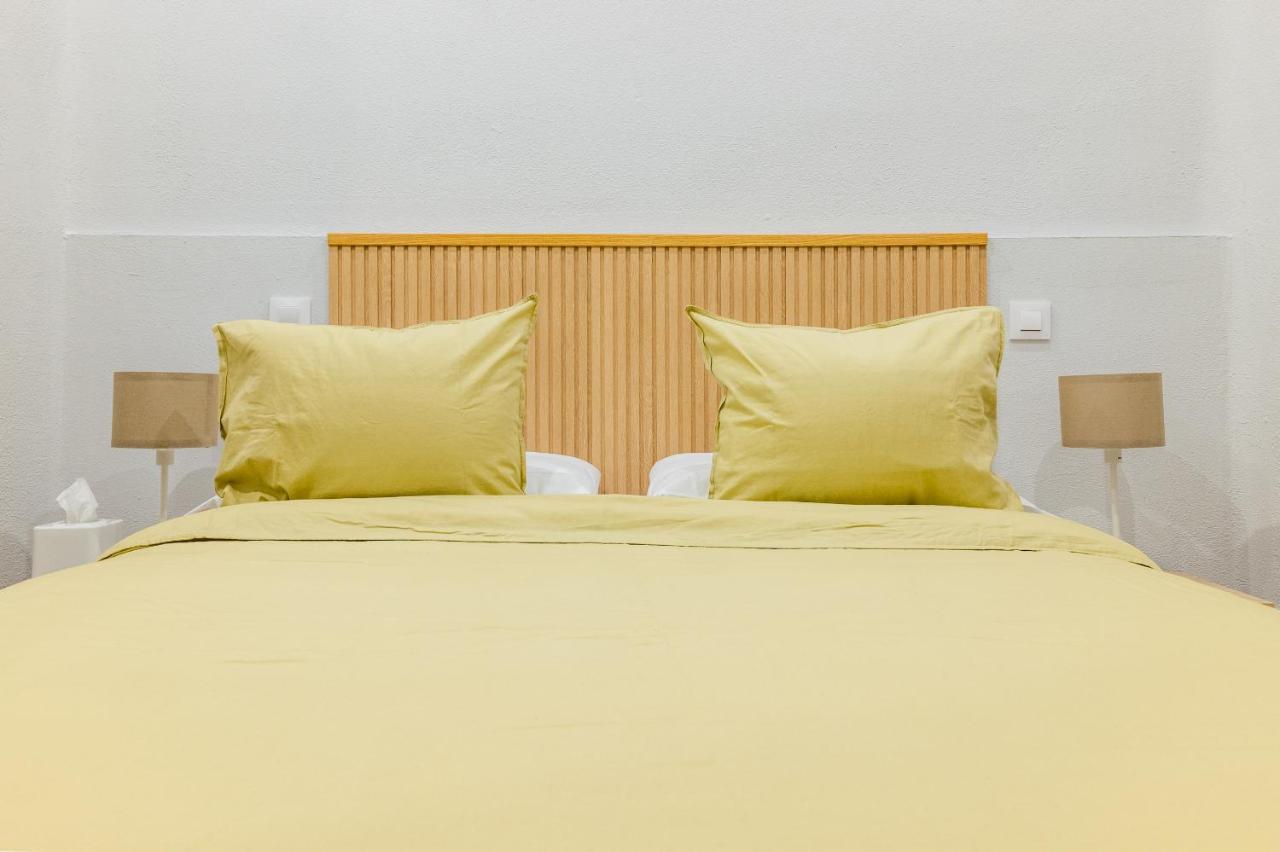 Centrico Apartamento Con 3 Banos En Puerta Del Sol Y Atocha Madrid Exterior photo
